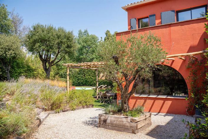 Image No.2-Maison de 5 chambres à vendre à Grimaud