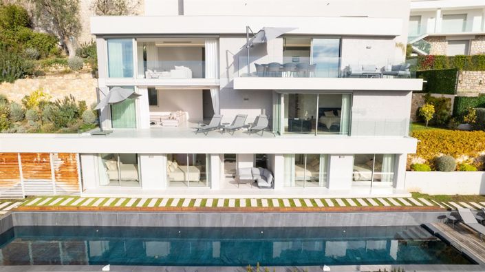 Image No.21-6 Bed House for sale