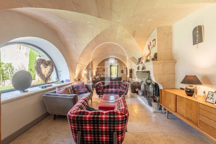 Image No.5-Maison de 5 chambres à vendre à Mouriès