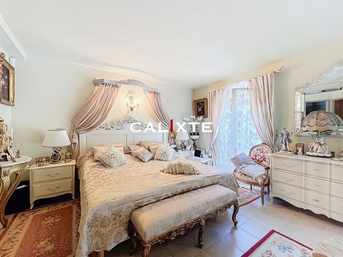 Image No.25-4 Bed Property for sale