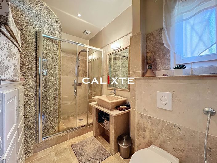 Image No.26-4 Bed Property for sale