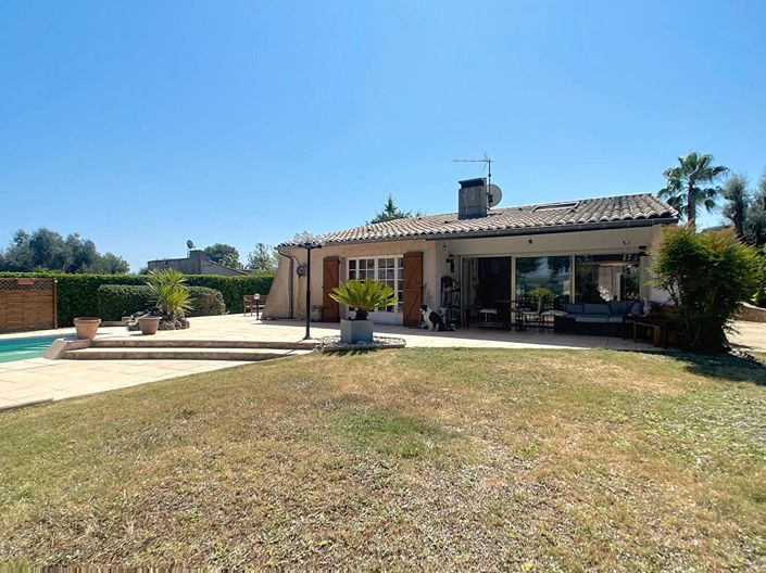 Image No.1-3 Bed House for sale