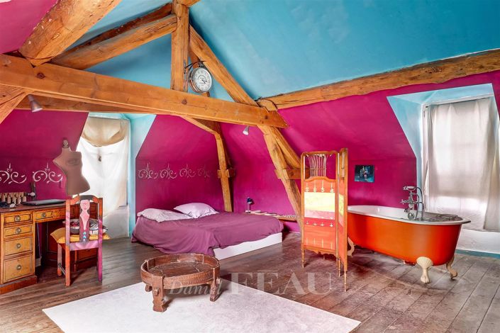 Image No.15-6 Bed House for sale