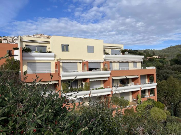 Image No.19-1 Bed Apartment for sale