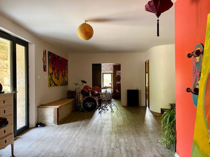 Image No.14-3 Bed House for sale