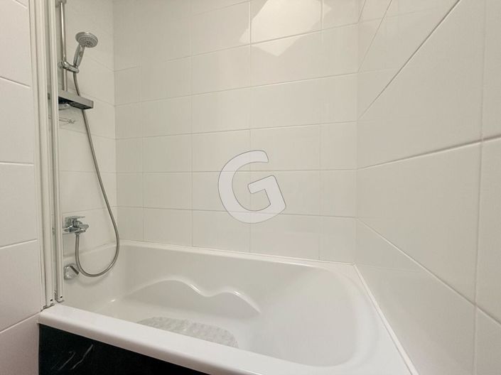 Image No.13-3 Bed House for sale