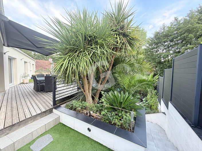 Image No.2-3 Bed House for sale