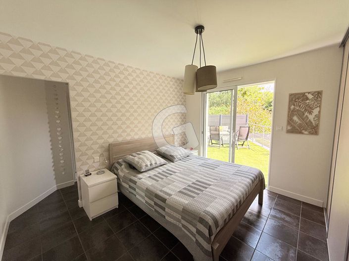 Image No.9-3 Bed House for sale