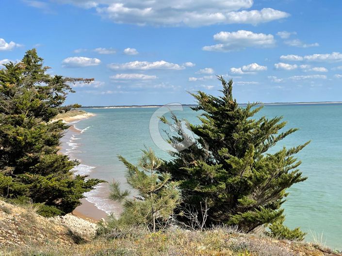 Image No.15-4 Bed House for sale