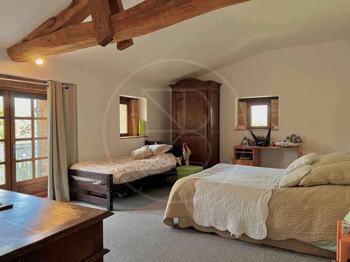 Image No.14-4 Bed House for sale