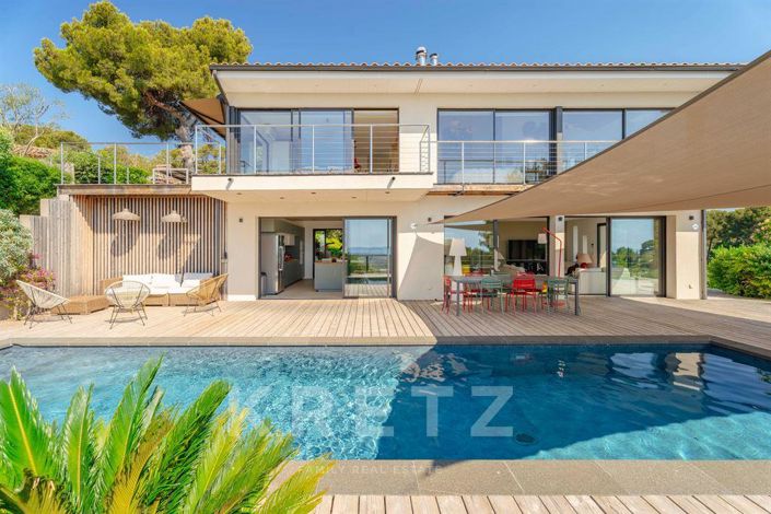 Image No.6-7 Bed House for sale