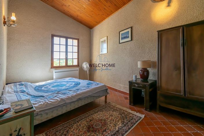 Image No.14-6 Bed House for sale