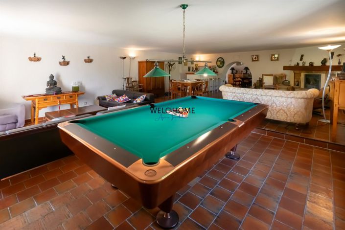 Image No.17-6 Bed House for sale