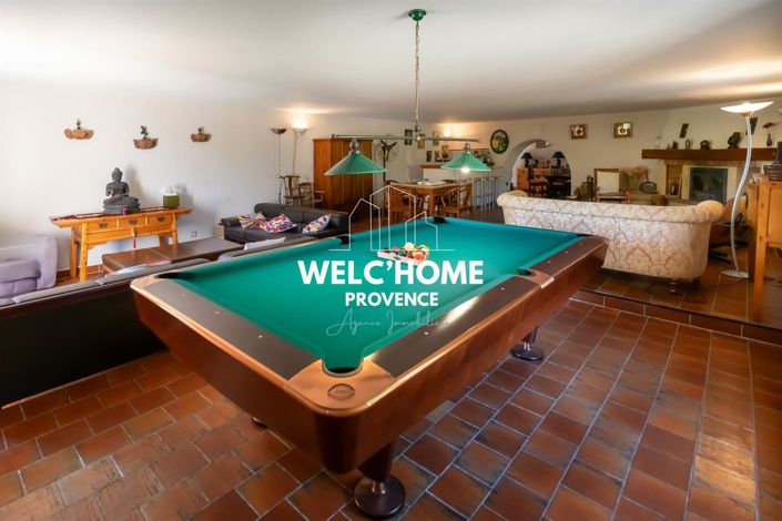 Image No.17-6 Bed House for sale