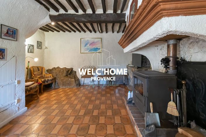 Image No.5-6 Bed House for sale