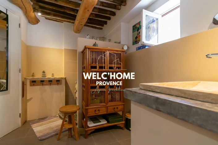 Image No.6-6 Bed House for sale