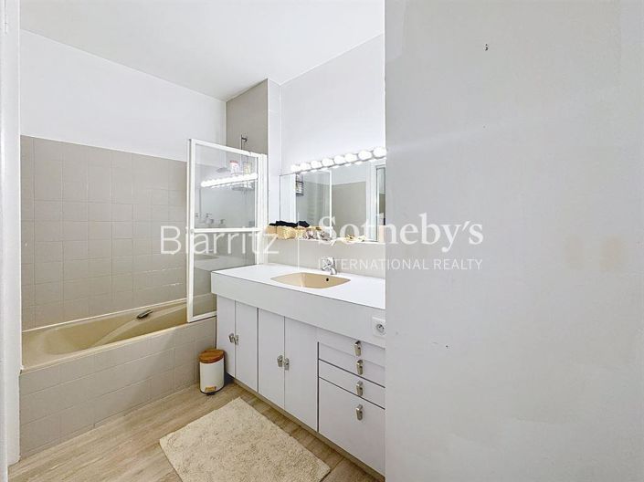 Image No.6-Appartement de 1 chambre à vendre à Biarritz