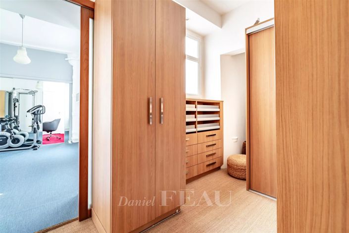 Image No.7-4 Bed Apartment for sale