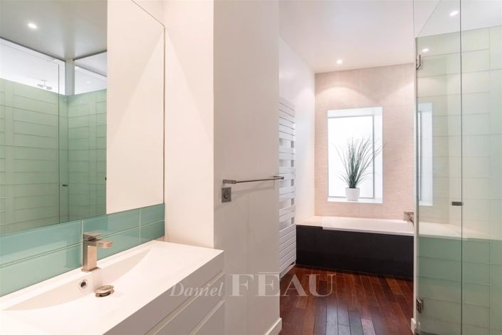 Image No.8-4 Bed Apartment for sale