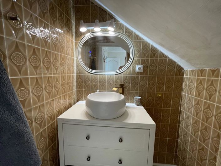 Image No.21-4 Bed House for sale