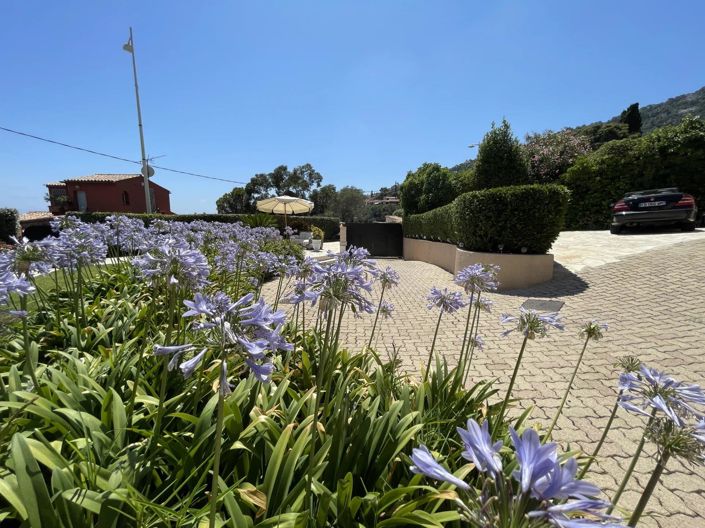 Image No.4-4 Bed House for sale