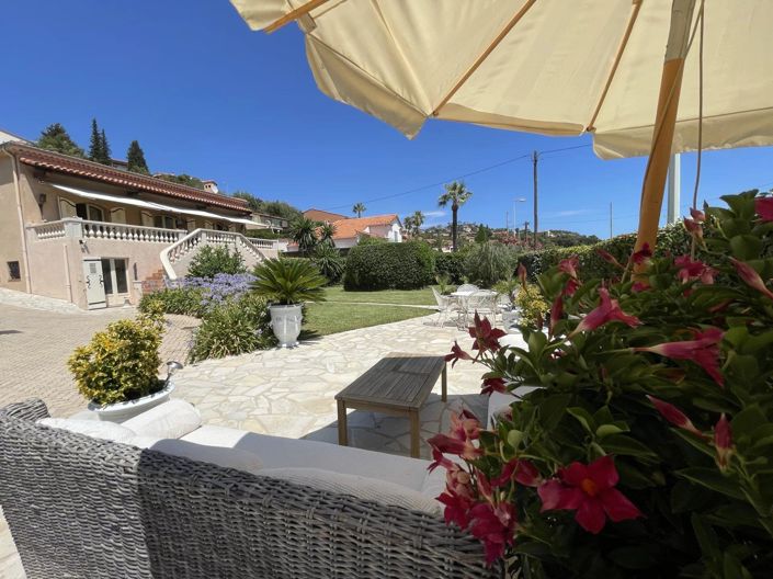 Image No.7-4 Bed House for sale