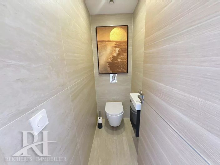 Image No.17-3 Bed Apartment for sale