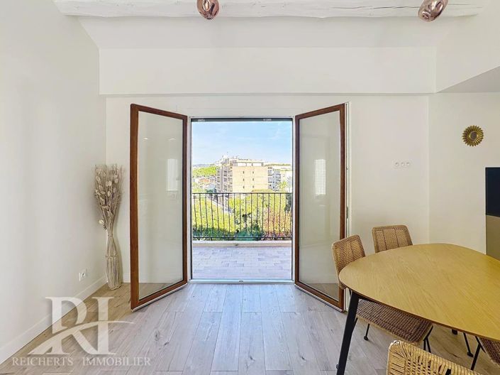 Image No.5-3 Bed Apartment for sale