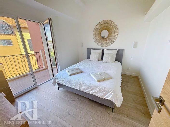 Image No.8-3 Bed Apartment for sale