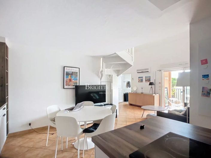 Image No.9-4 Bed Apartment for sale