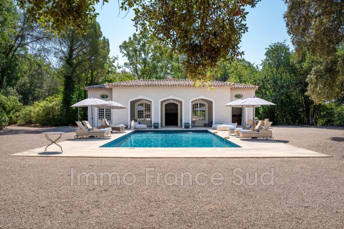 Image No.20-10 Bed House for sale