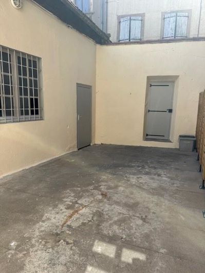 Image No.1-2 Bed House for sale