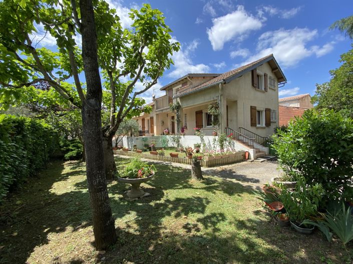 Image No.1-3 Bed House for sale
