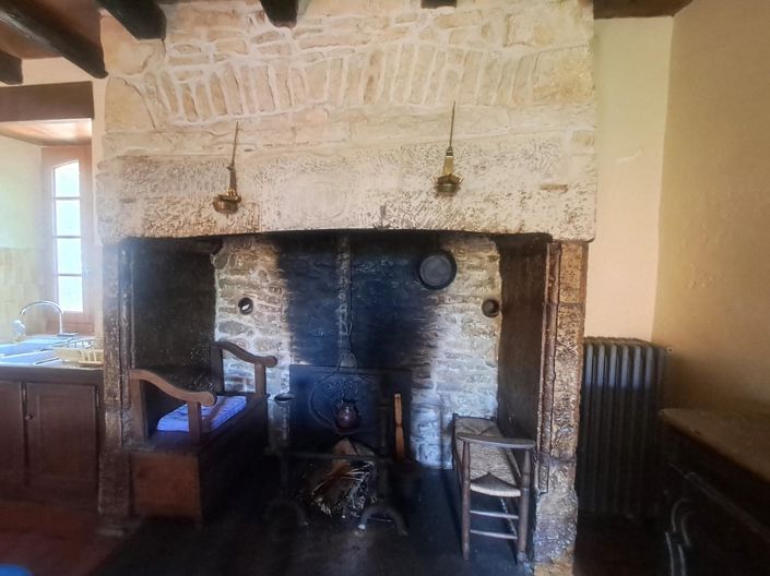 Image No.10-2 Bed House for sale