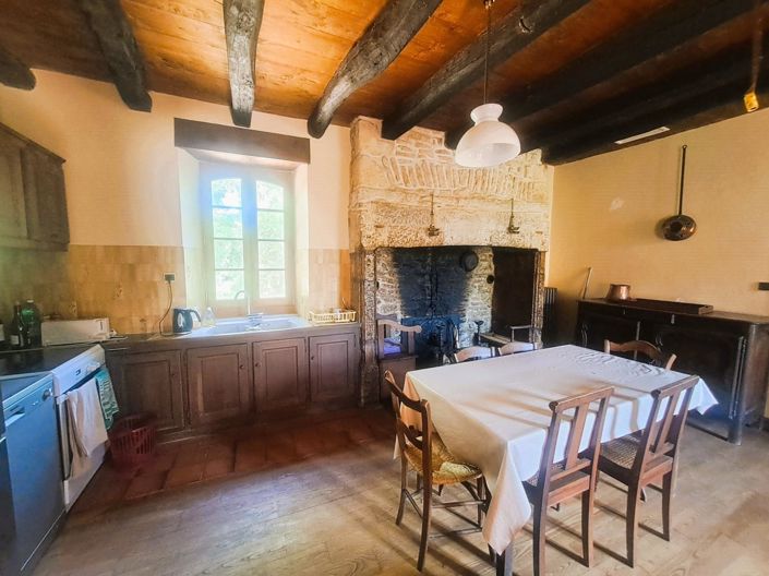 Image No.9-2 Bed House for sale