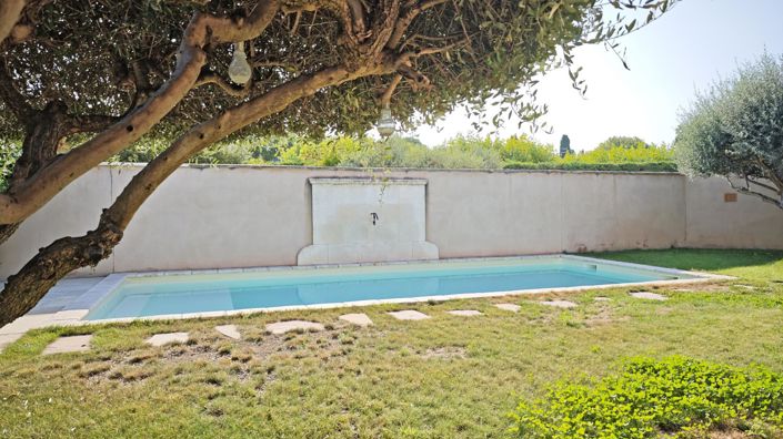 Image No.1-4 Bed House for sale