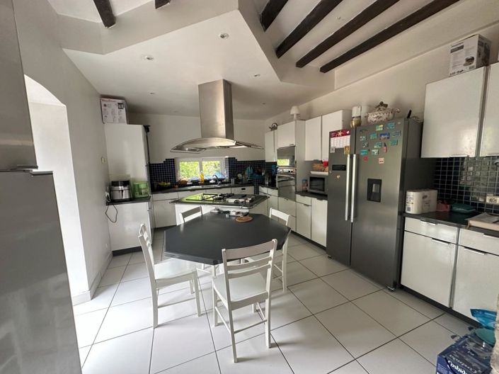 Image No.7-4 Bed House for sale