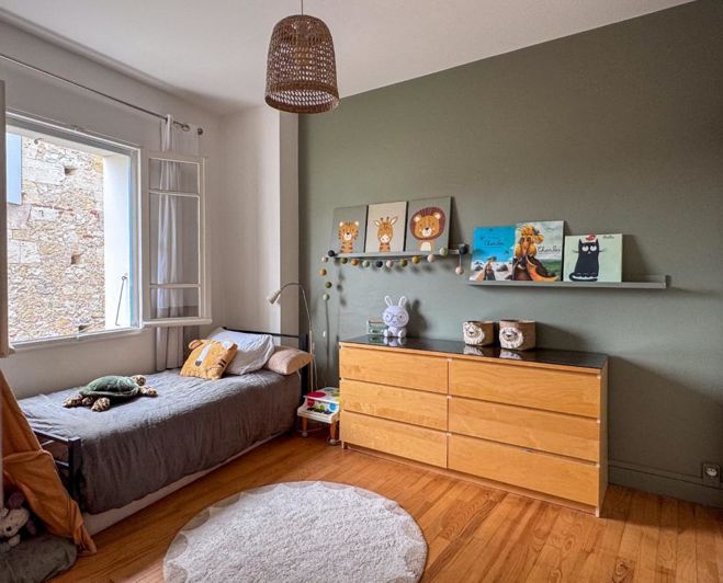 Image No.10-3 Bed House for sale