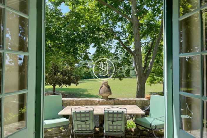 Image No.12-10 Bed House for sale