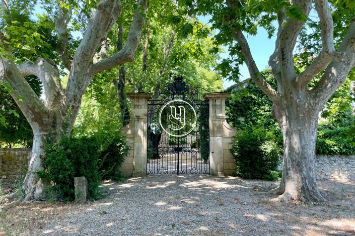 Image No.2-10 Bed House for sale