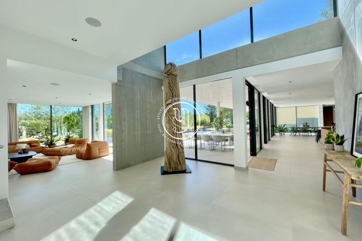 Image No.4-4 Bed House for sale