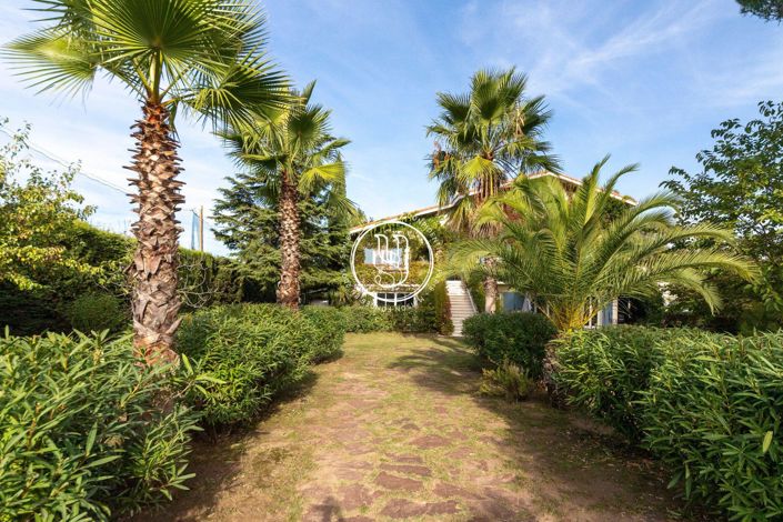 Image No.14-18 Bed House for sale