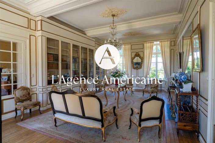 Image No.6-39 Bed Property for sale