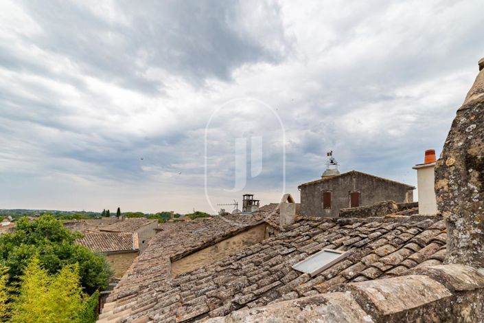 Image No.2-Maison de 1 chambre à vendre à Uzès