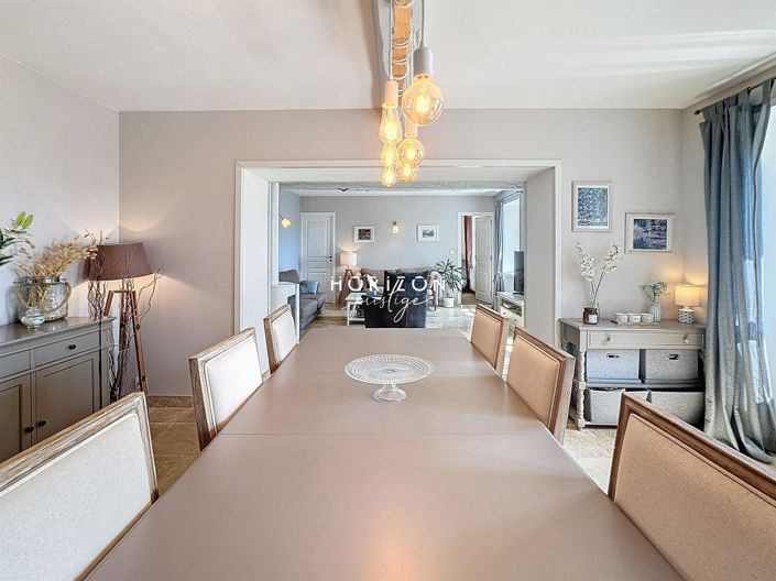 Image No.13-3 Bed Property for sale