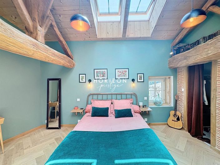 Image No.18-3 Bed Property for sale