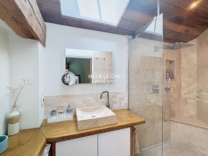 Image No.25-3 Bed Property for sale