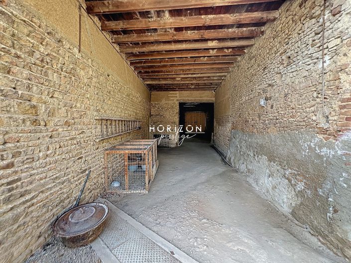 Image No.27-3 Bed Property for sale