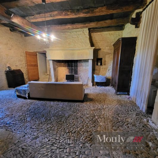 Image No.11-3 Bed House for sale