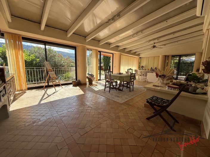 Image No.7-6 Bed House for sale